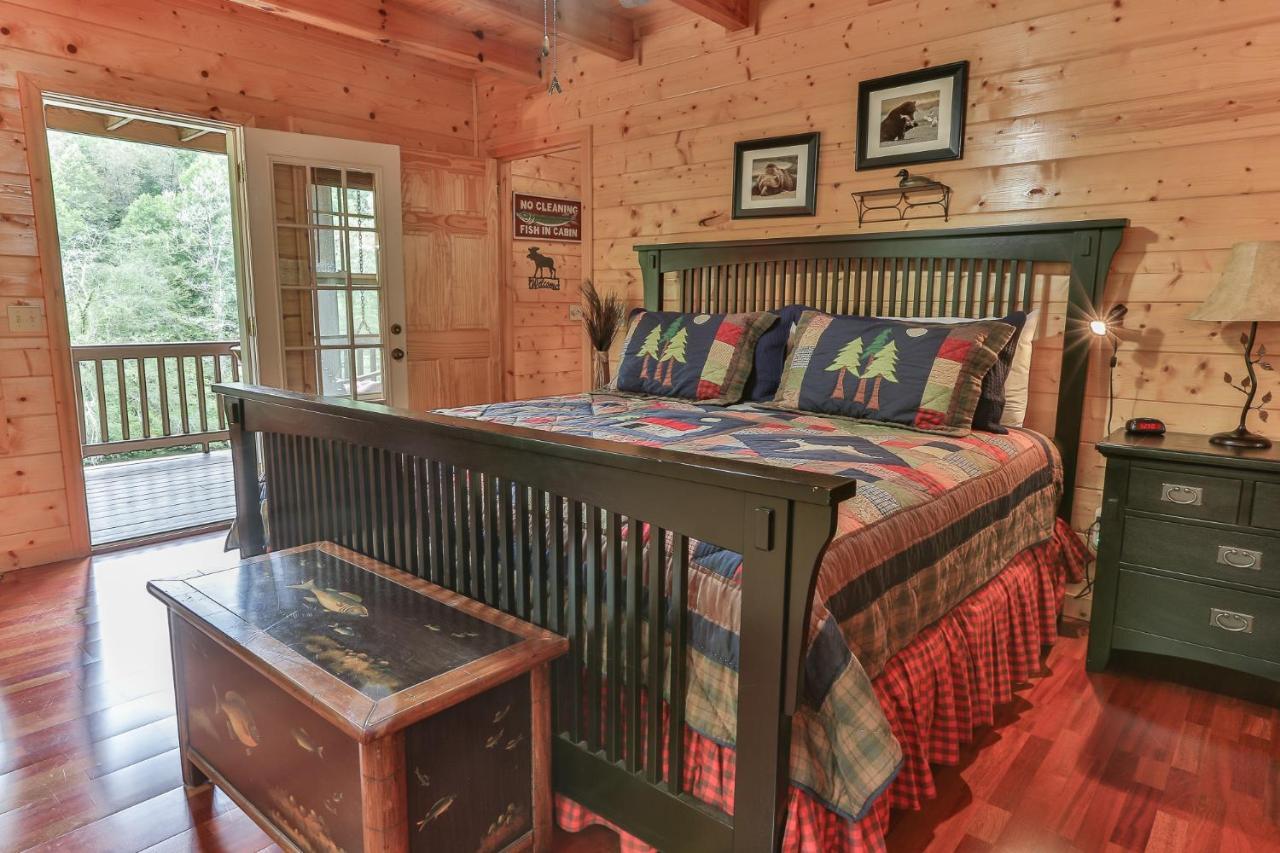 Heaven On The Toccoa Where You Will Enjoy The Sites And Sounds Of The Toccoa River Mineral Bluff Exterior photo