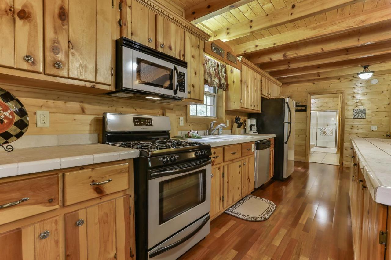 Heaven On The Toccoa Where You Will Enjoy The Sites And Sounds Of The Toccoa River Mineral Bluff Exterior photo